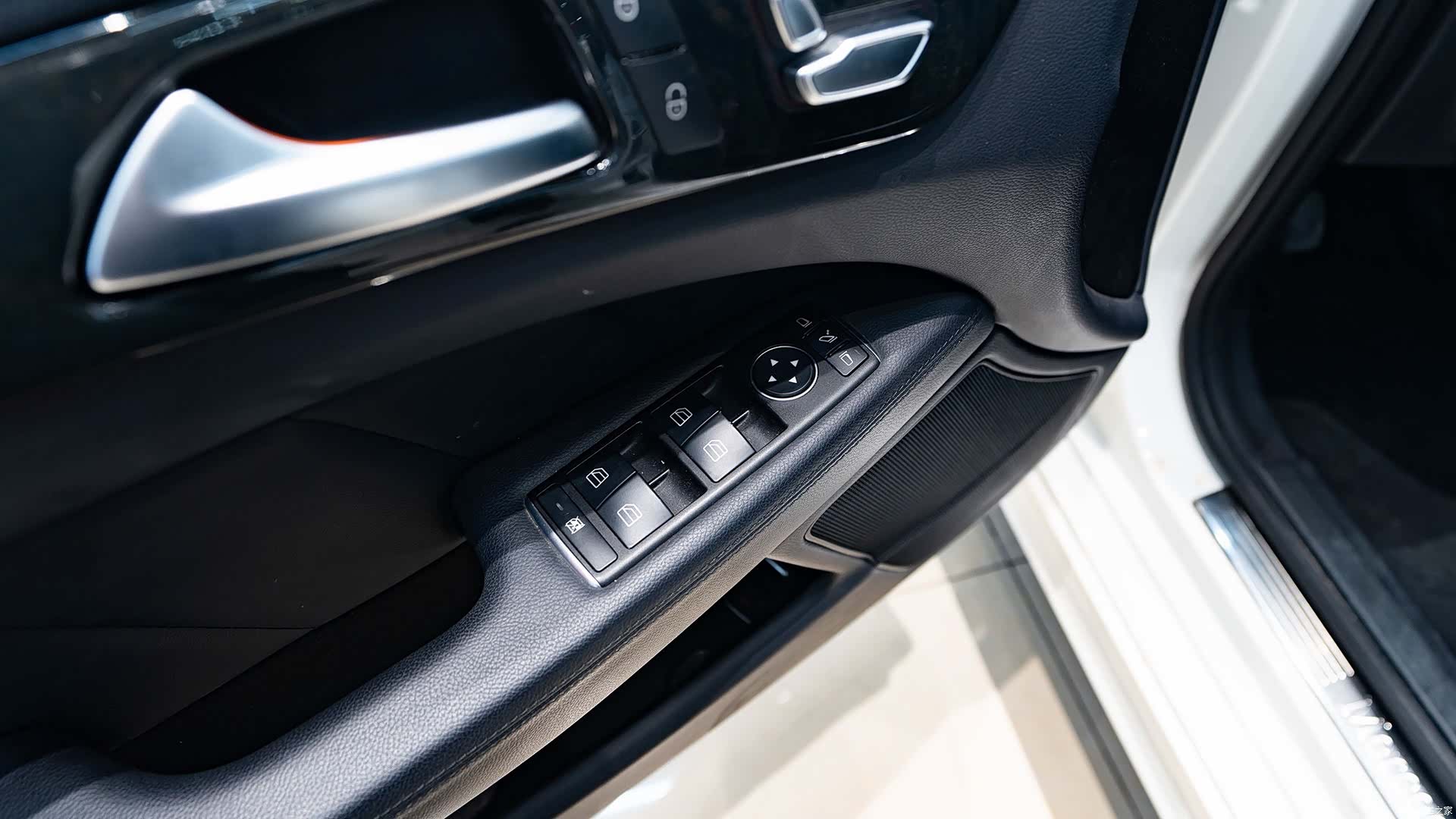 Mercedes-Benz CLS, 2017 20