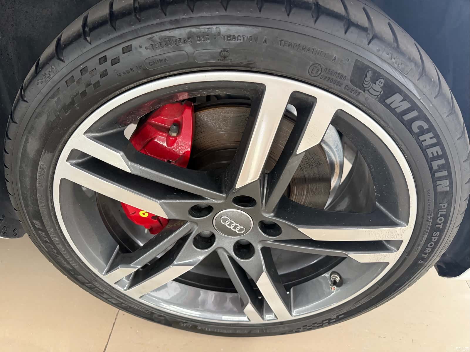 Audi A4L, 2021 13