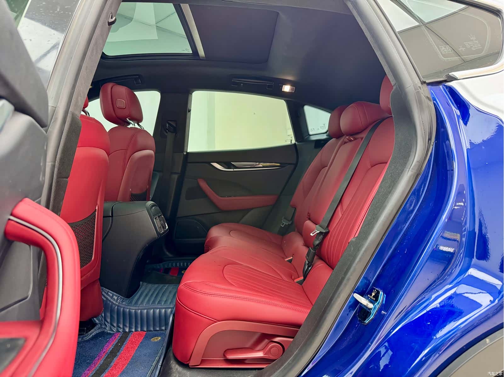 Maserati Levante, 2018 9