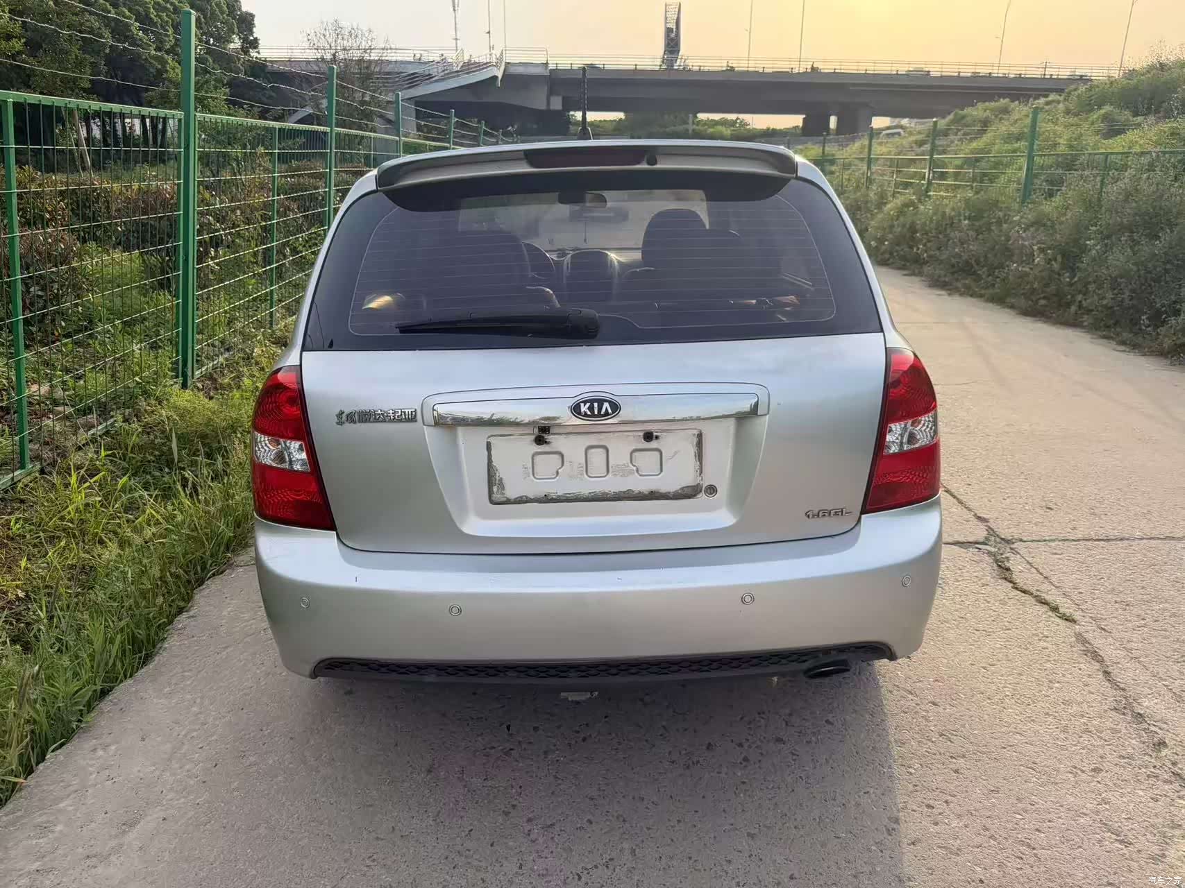 Kia 1.6, 2009 12