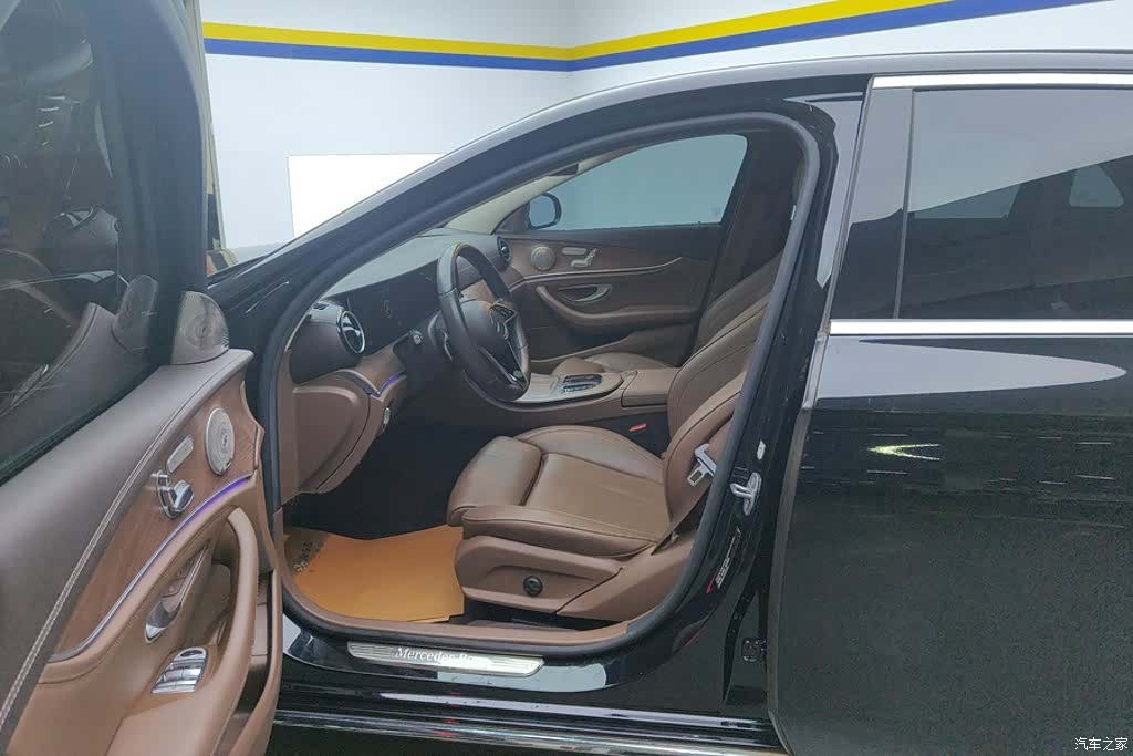 Mercedes-Benz E-Class, 2022 9