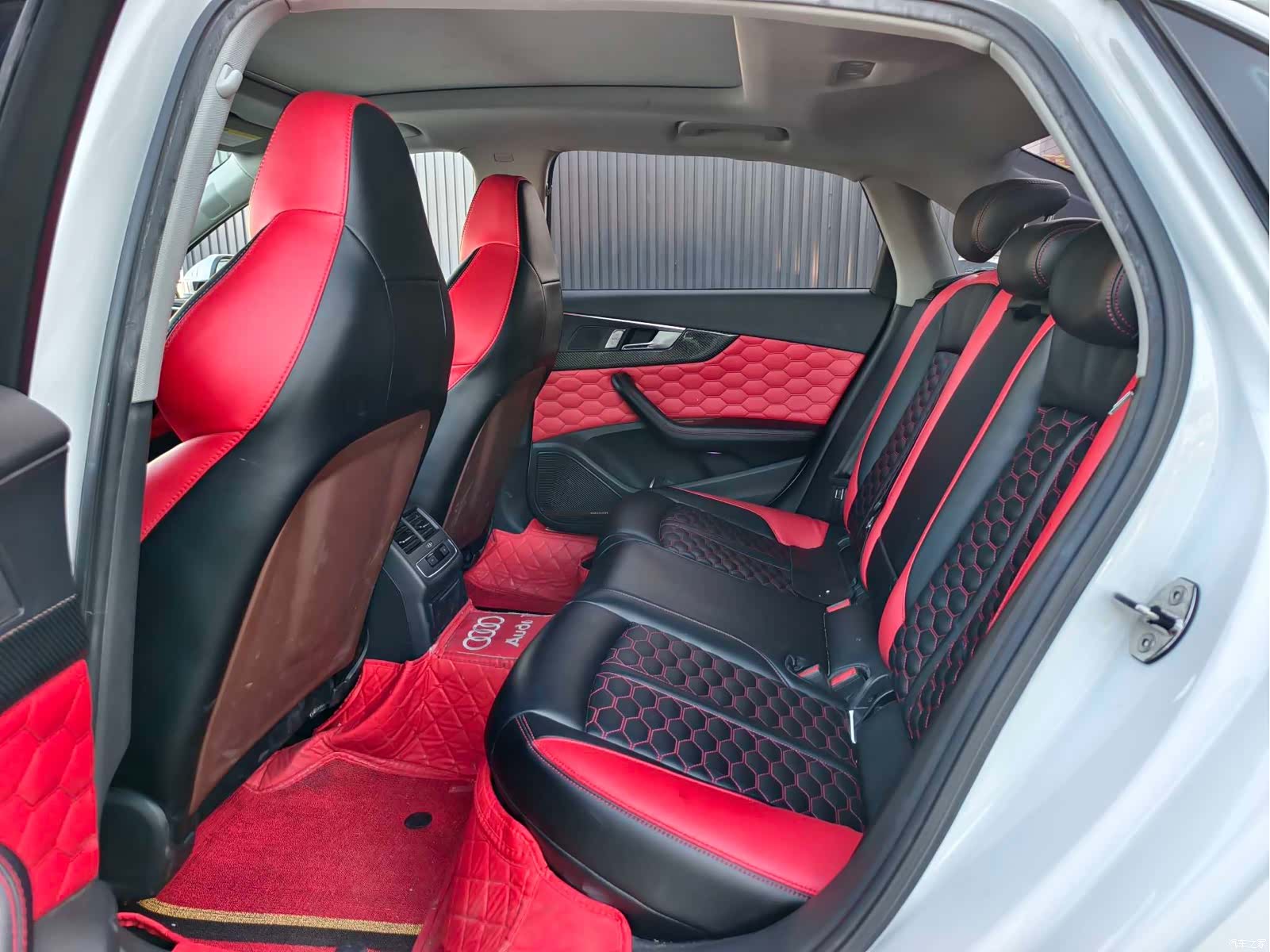 Audi A4L, 2018 9