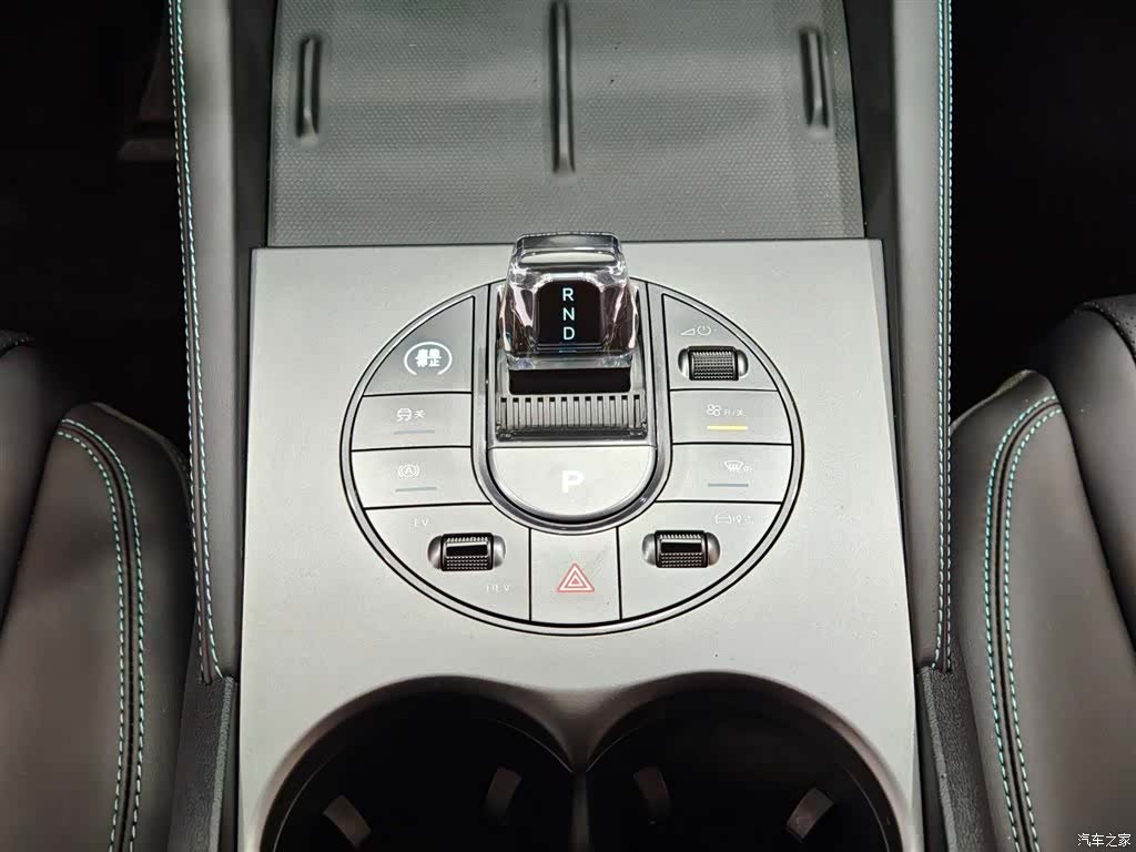 BYD Seal, 2025 15