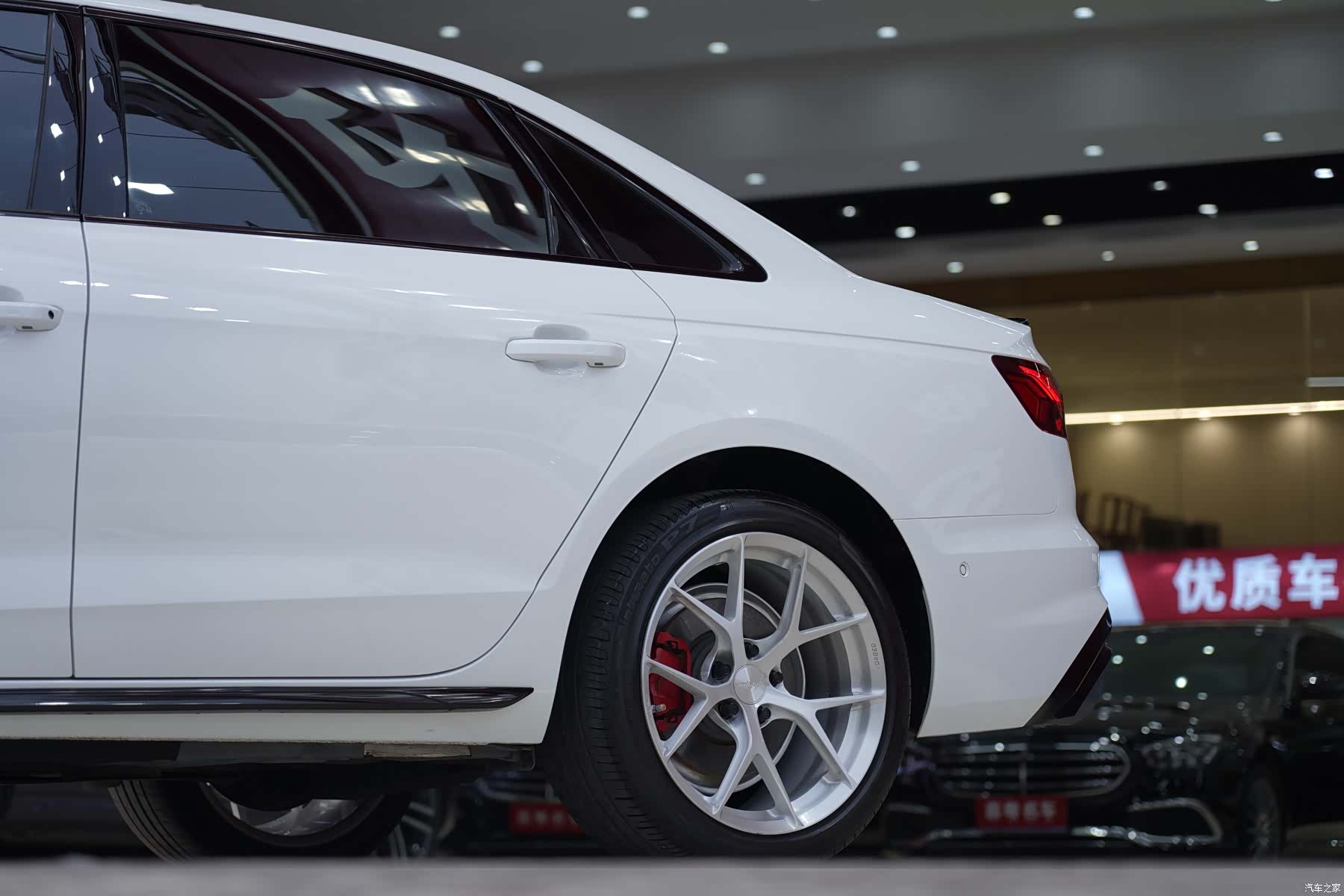 Audi A4L, 2022 16
