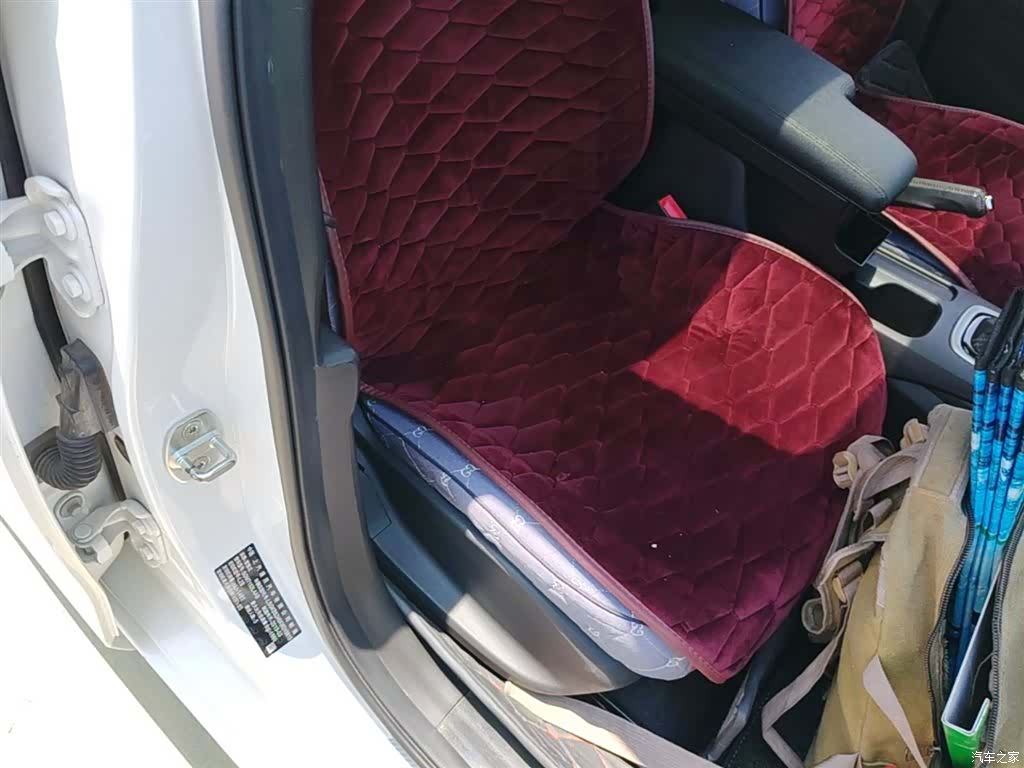 Chevrolet 320, 2019 25