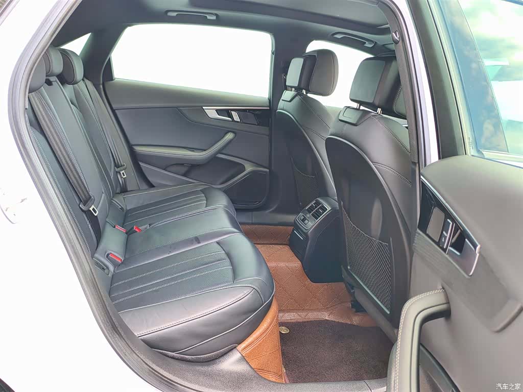 Audi A4L, 2024 12