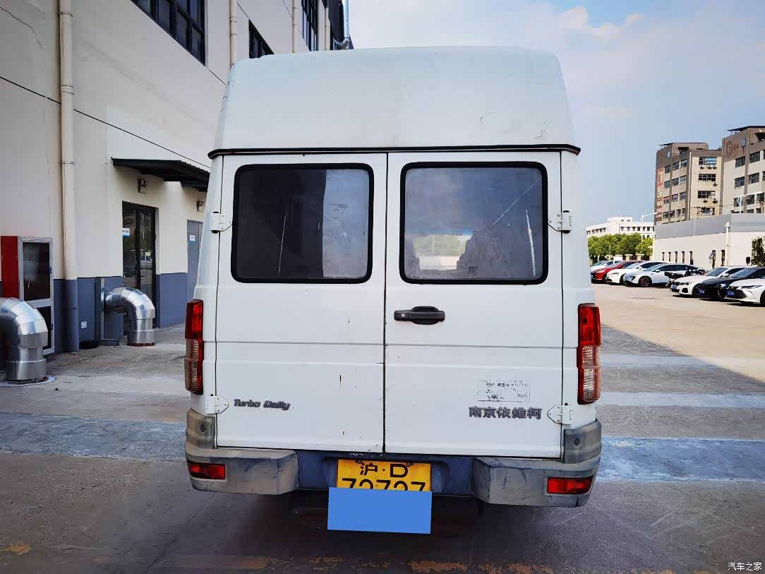 Iveco V40, 2013 8