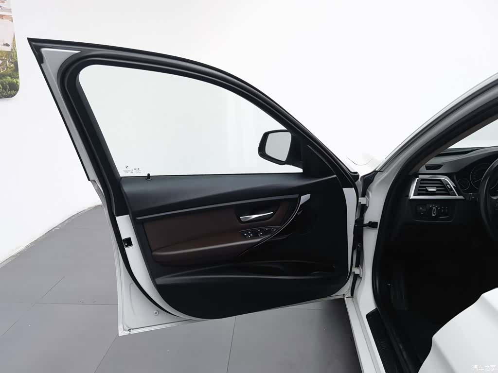 BMW 3 Series, 2018 8