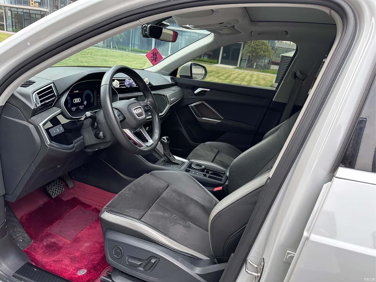 Audi Q3, 2023 6