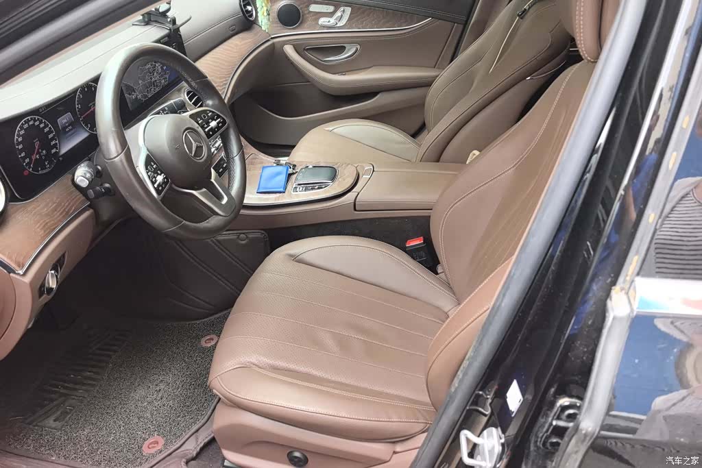 Mercedes-Benz E-Class, 2019 9