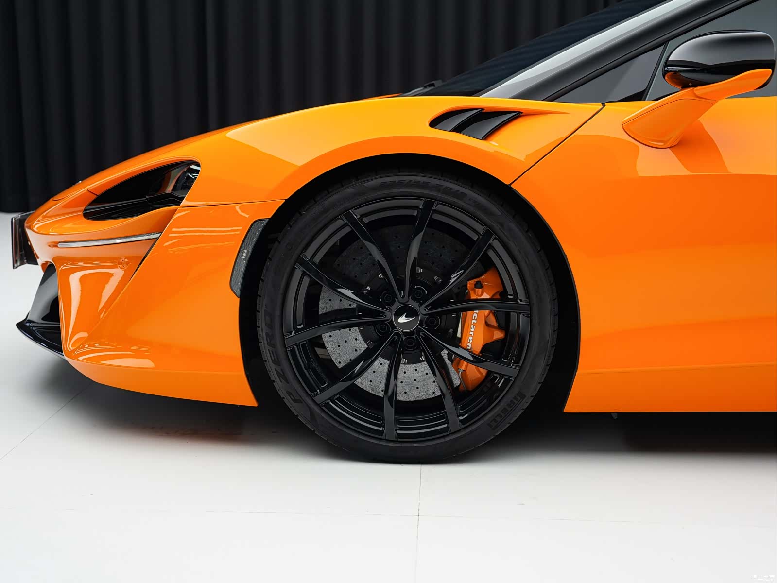McLaren Artura, 2025 11