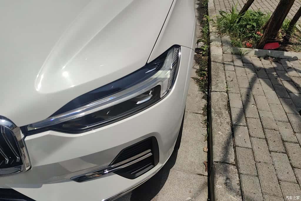 Volvo XC60, 2024 все фото