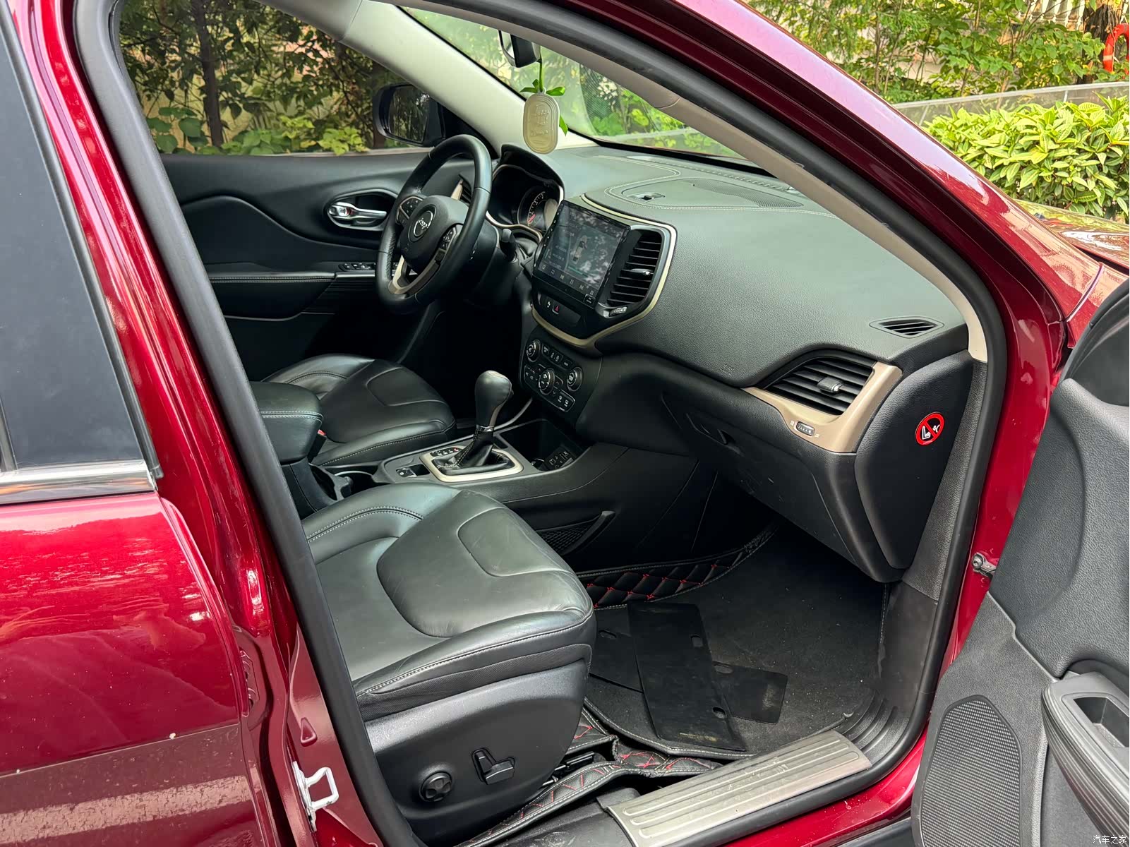 Jeep Cherokee, 2016 16