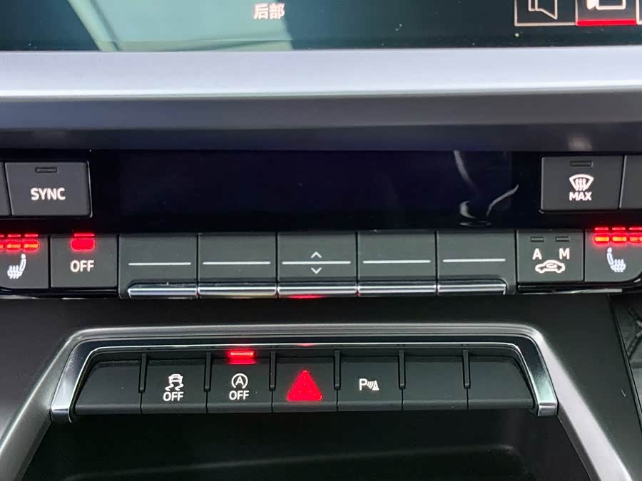 Audi A3 2023, фото 5