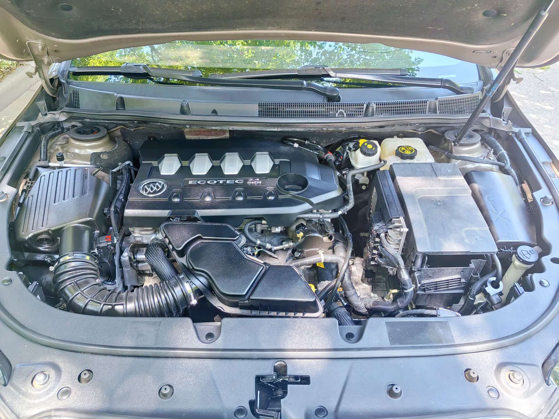 Buick LaCrosse, 2014 13