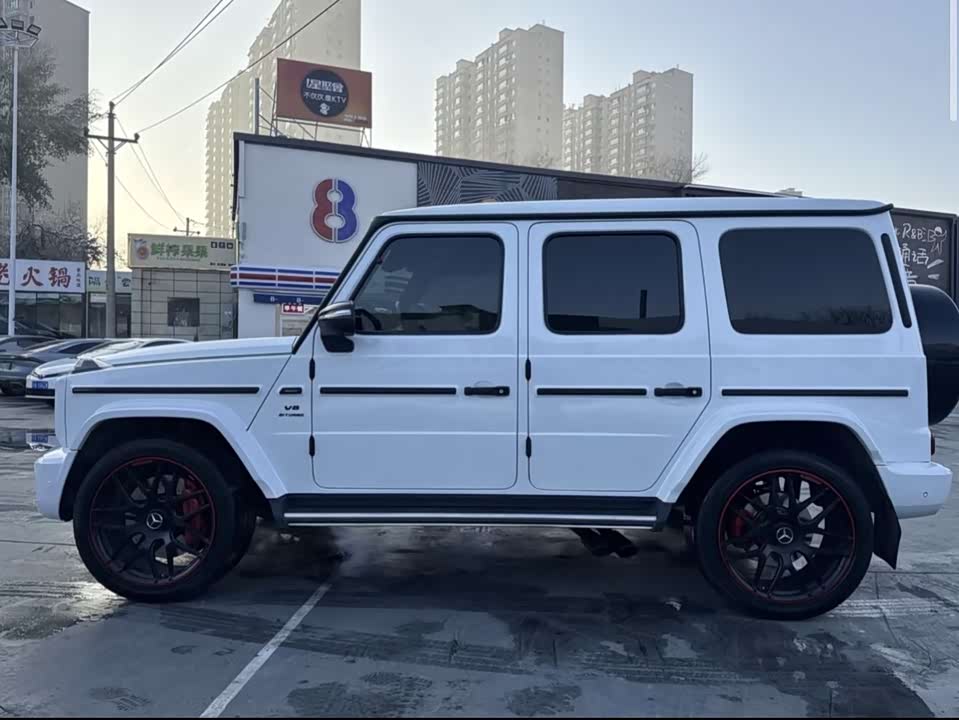 Mercedes-Benz G-class