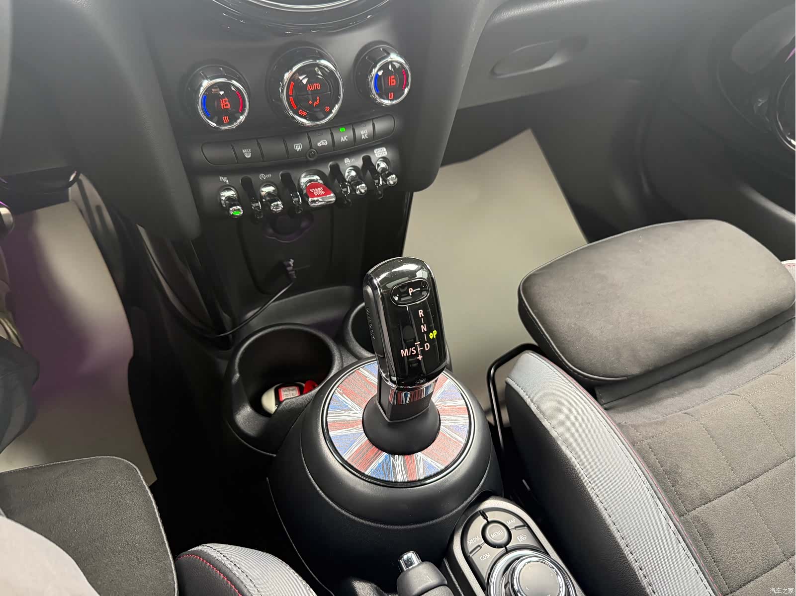 Mini Cooper, 2024 18