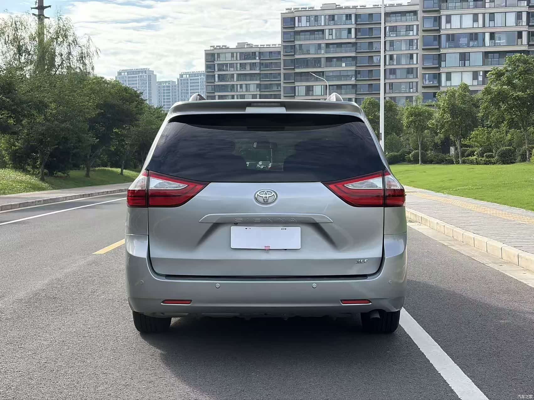 Toyota Sienna, 2017 4