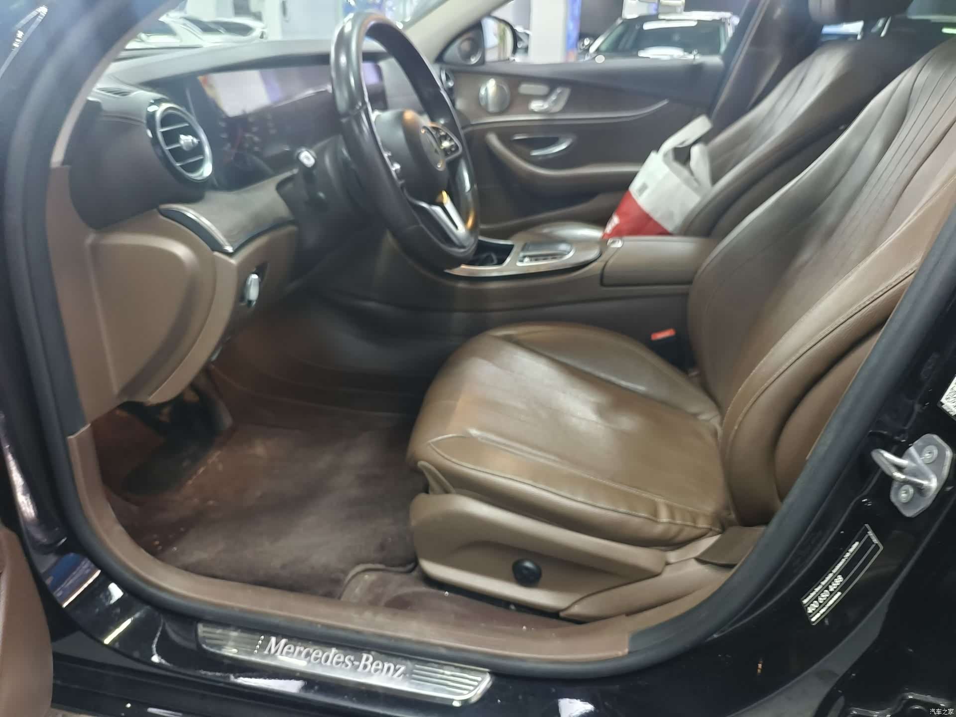 Mercedes-Benz E-Class, 2019 4
