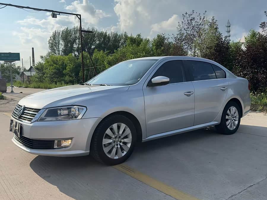 Volkswagen Lavida 2012, фото 1