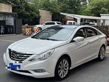 ������ 2011�� 2.0L �Զ������