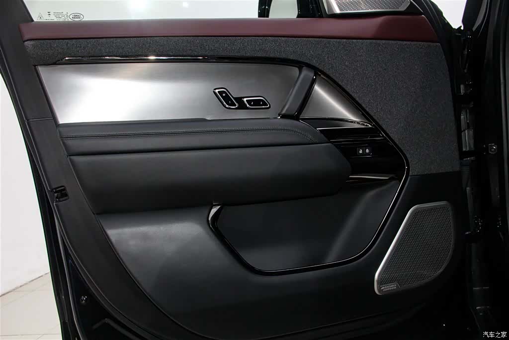 Land Rover Range Rover, 2024 17