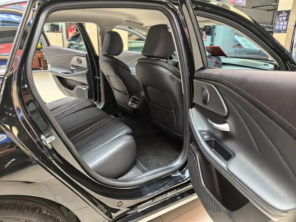 Chery Fulwin Fengyun A8