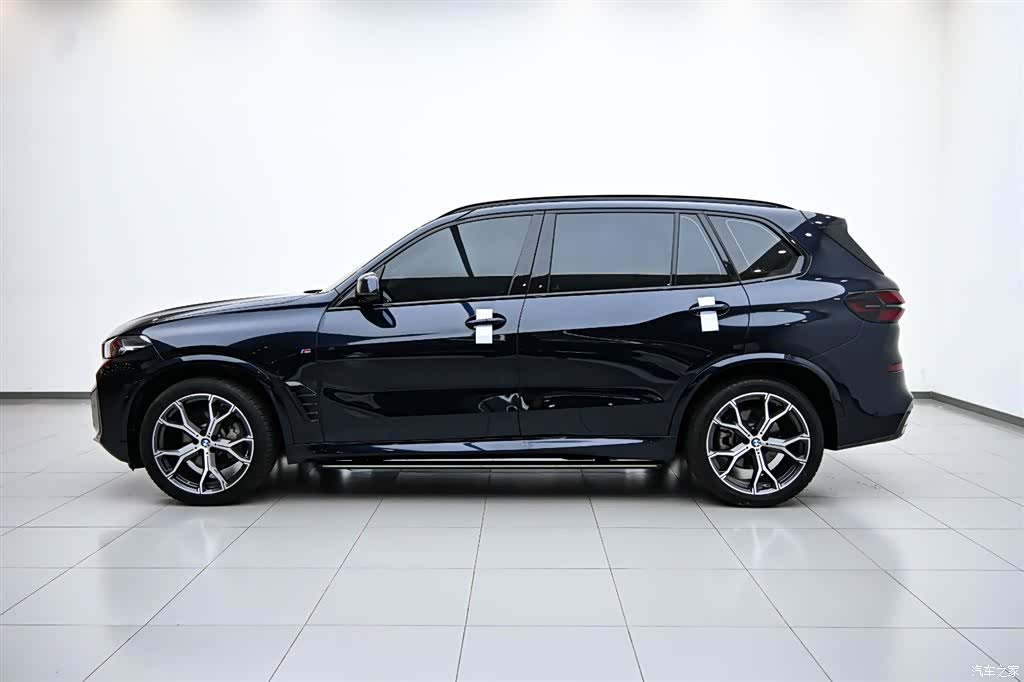 BMW X5, 2024 все фото