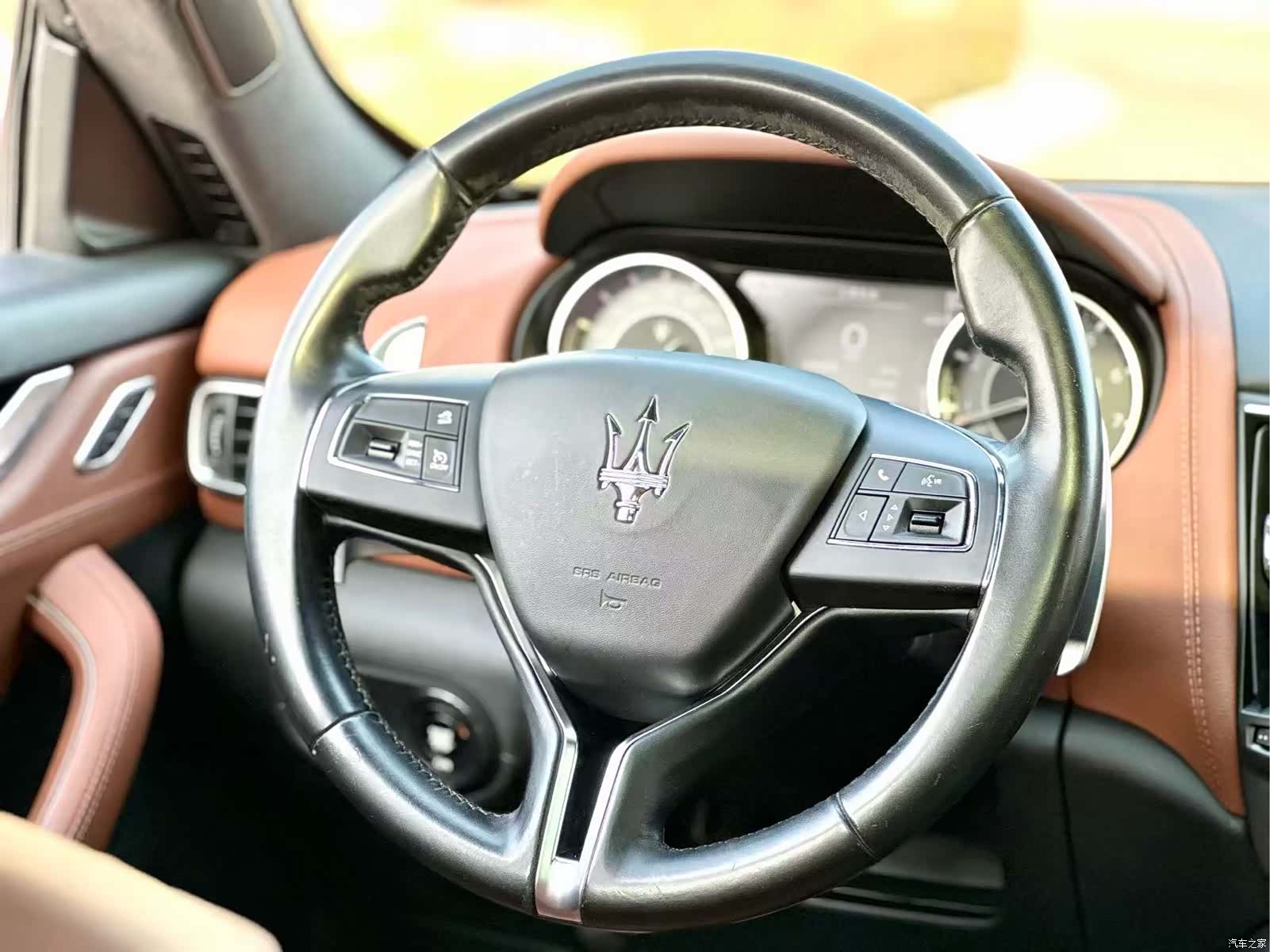 Maserati Levante, 2022 9