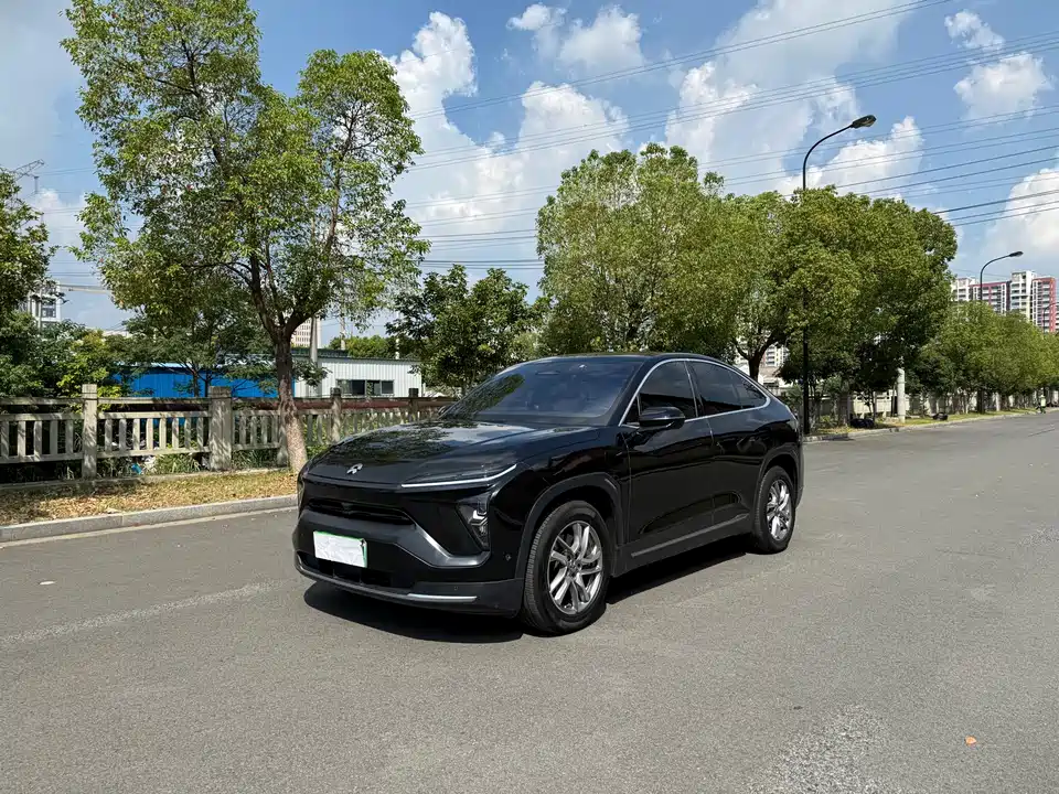 NIO EC6