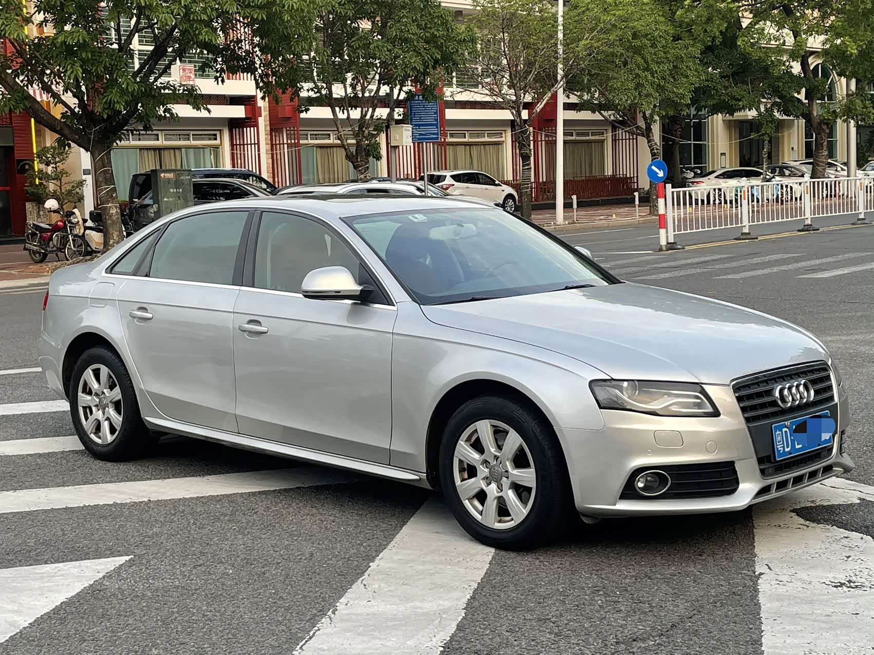 Audi A4L, 2012 3