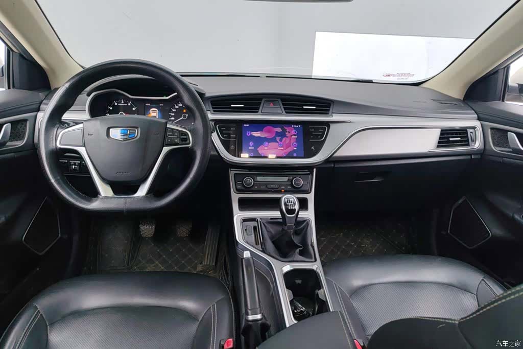 Geely Emgrand, 2018 12