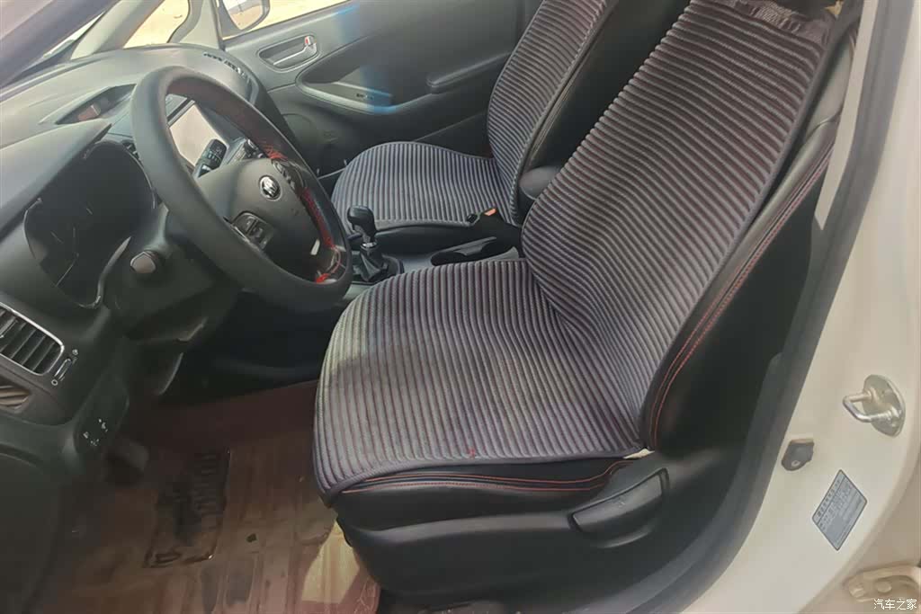 Kia K3, 2015 9