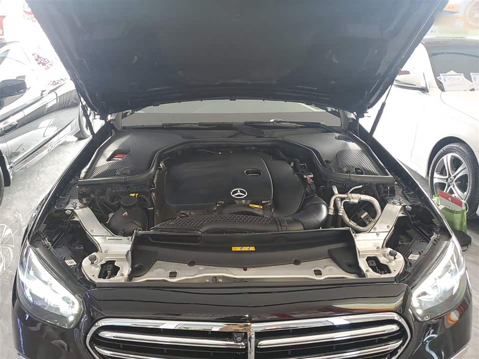 Mercedes-Benz E-class Mercedes-Benz E-class
