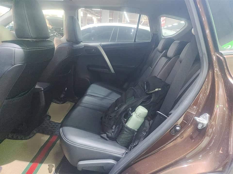 Toyota RAV4 Rongfang