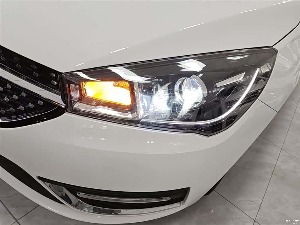 Chery 5, 2022 24