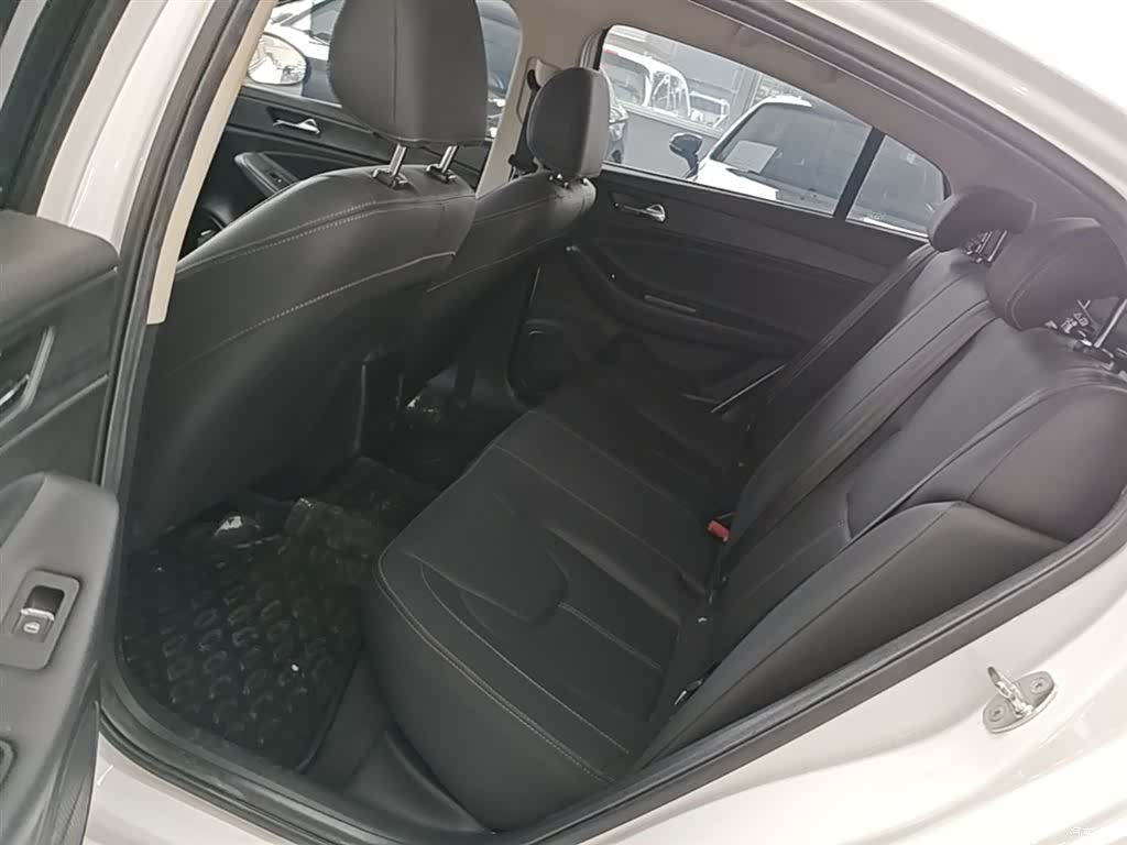 Chery 5, 2022 17