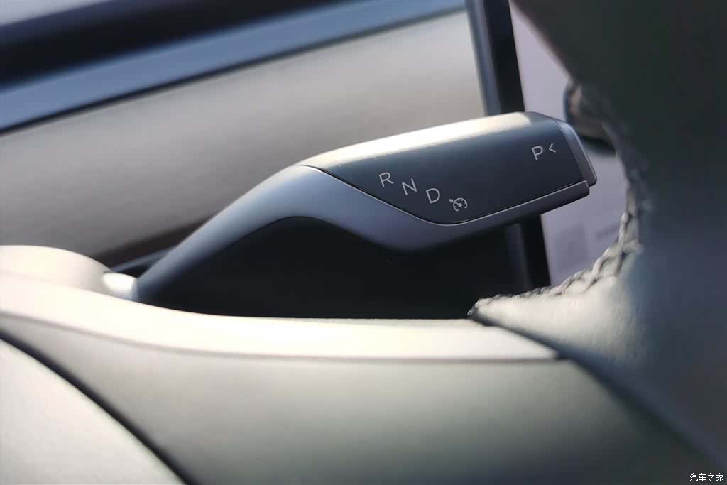 Tesla Model Y, 2021 16