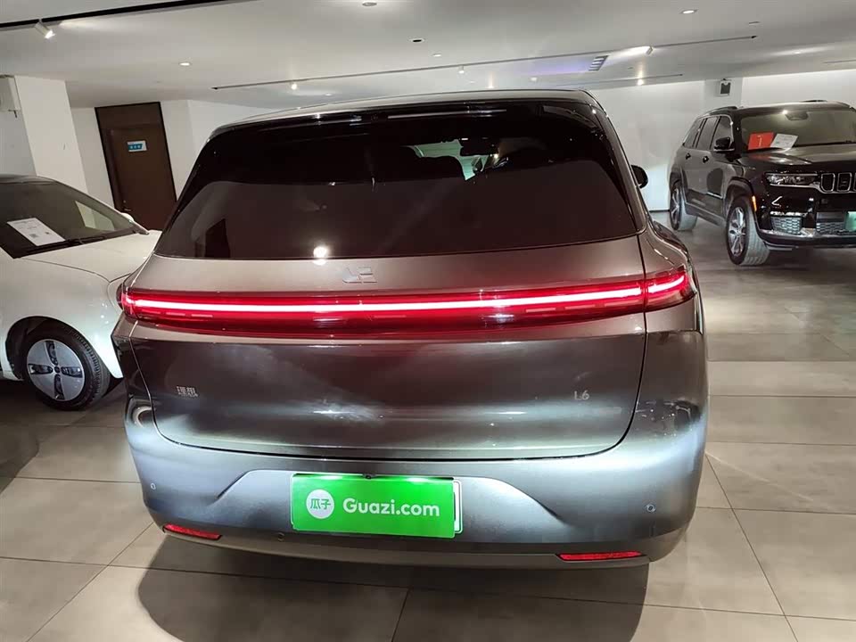 Li Auto Ideal L6