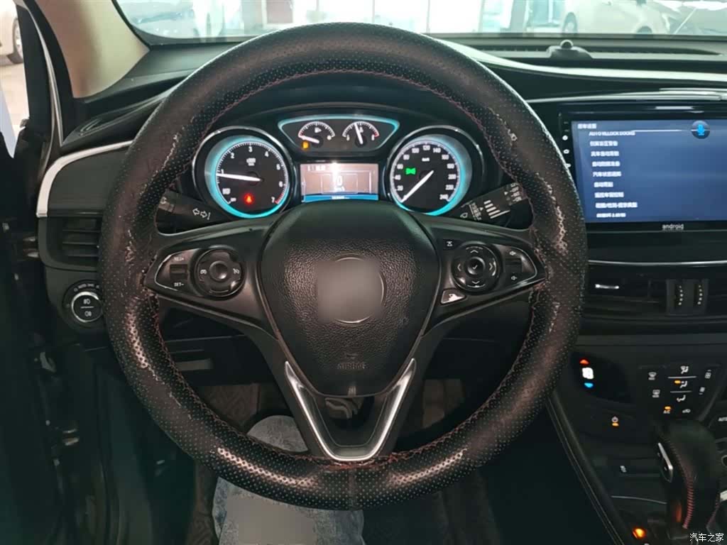Buick Envision Plus, 2017 11