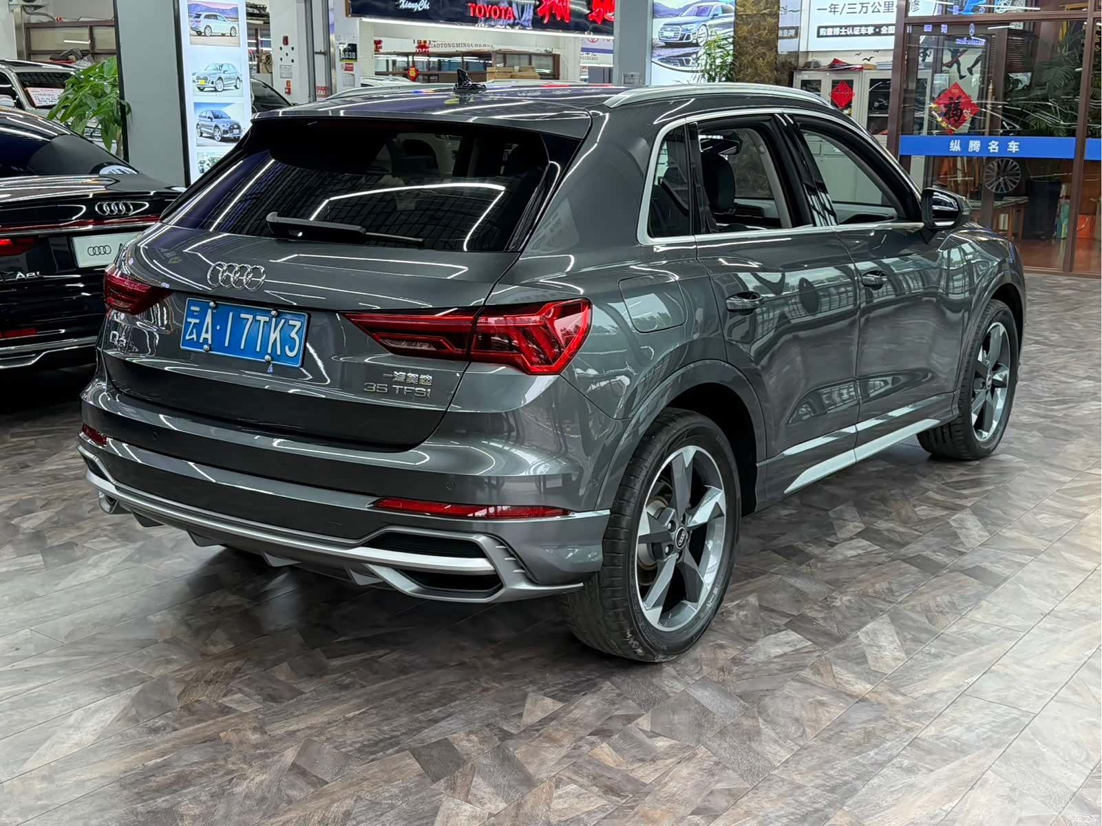 Audi Q3, 2022 все фото