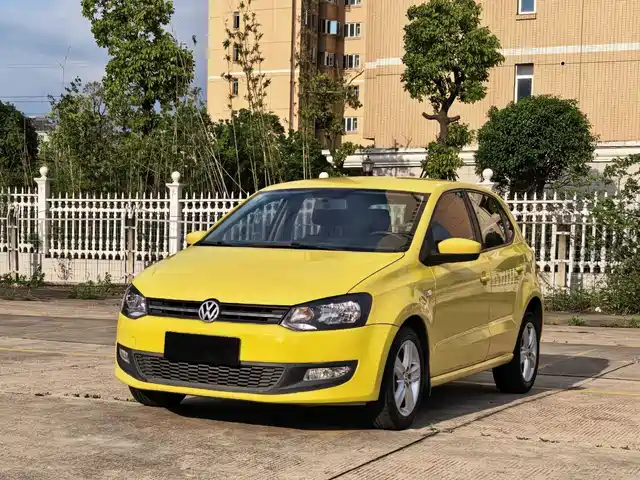 Volkswagen Polo 2012 — купить из Китая под заказ