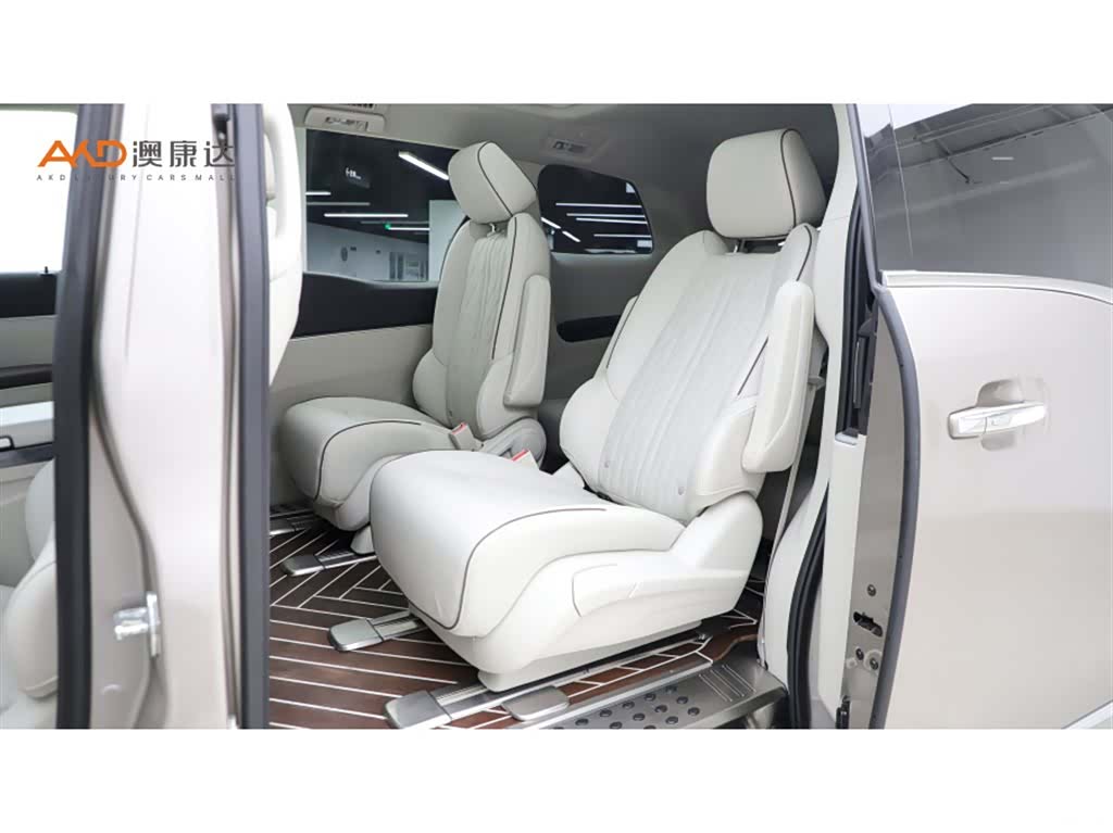 Buick GL8, 2022 7