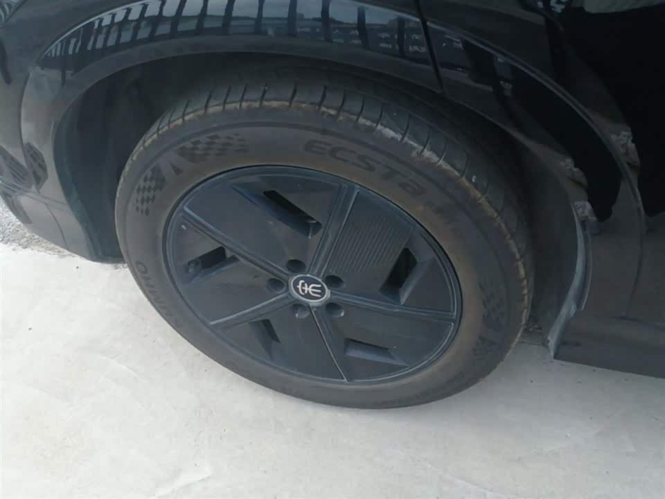 BYD Song L EV