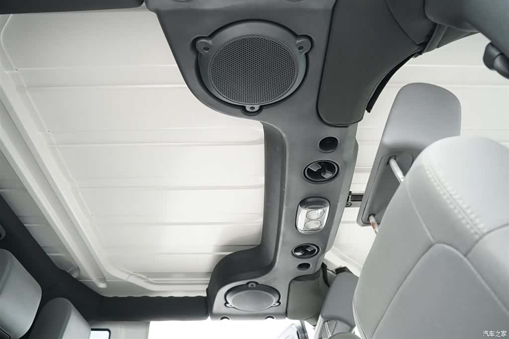 Jeep Wrangler, 2010 25