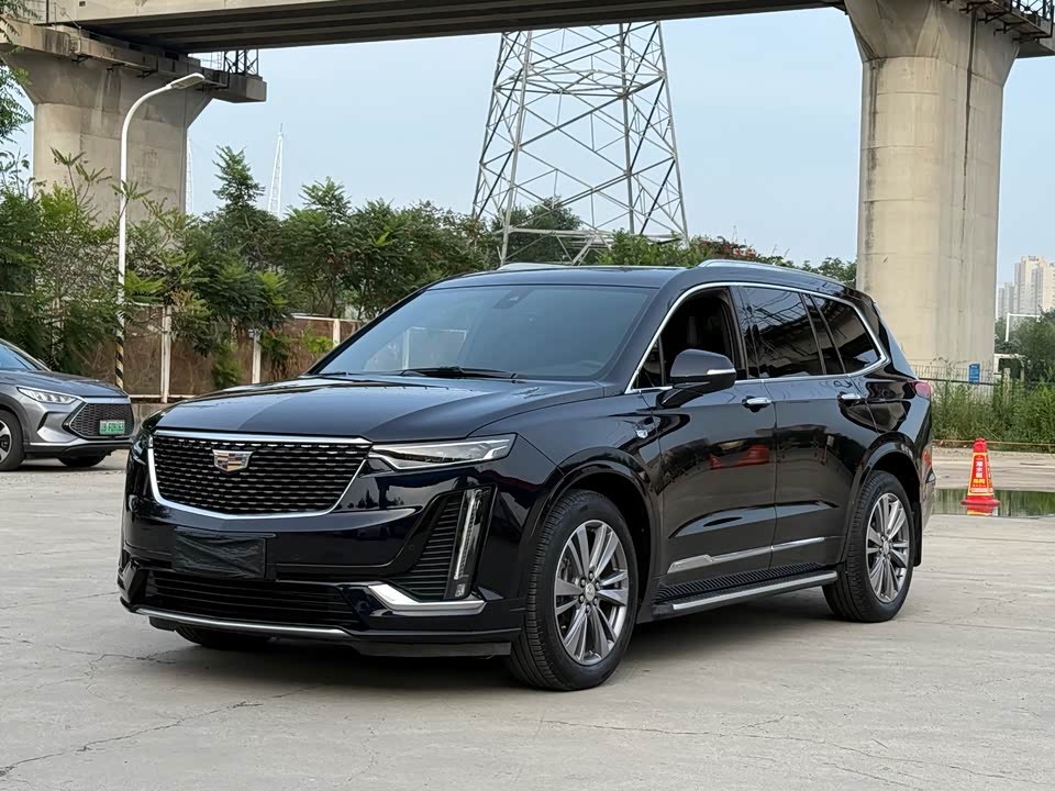 Cadillac XT6