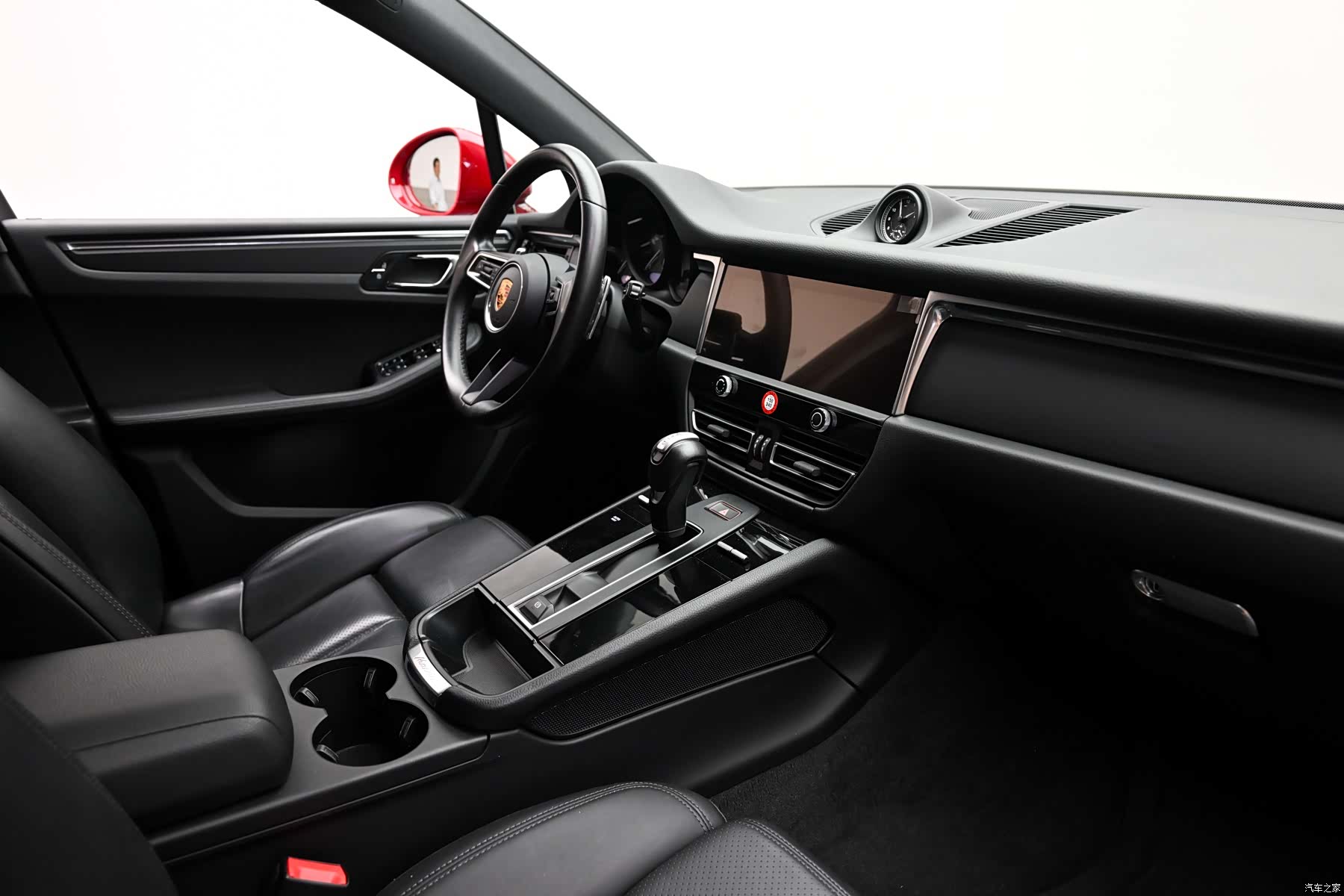 Porsche Macan, 2024 12