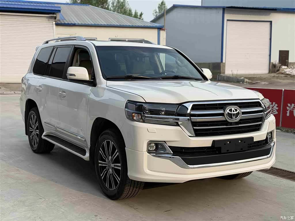 Toyota Land Cruiser, 2014 3