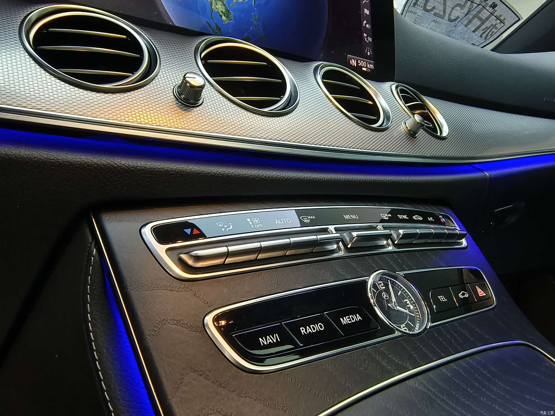 Mercedes-Benz E-Class, 2019 17