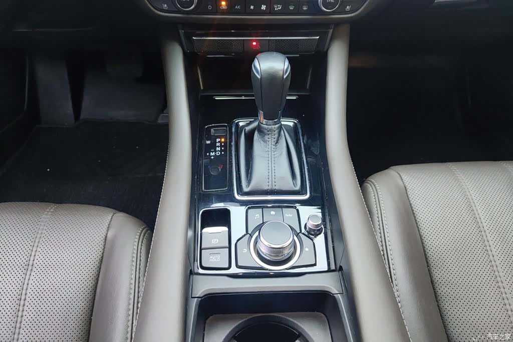 Mazda Atenza, 2021 16